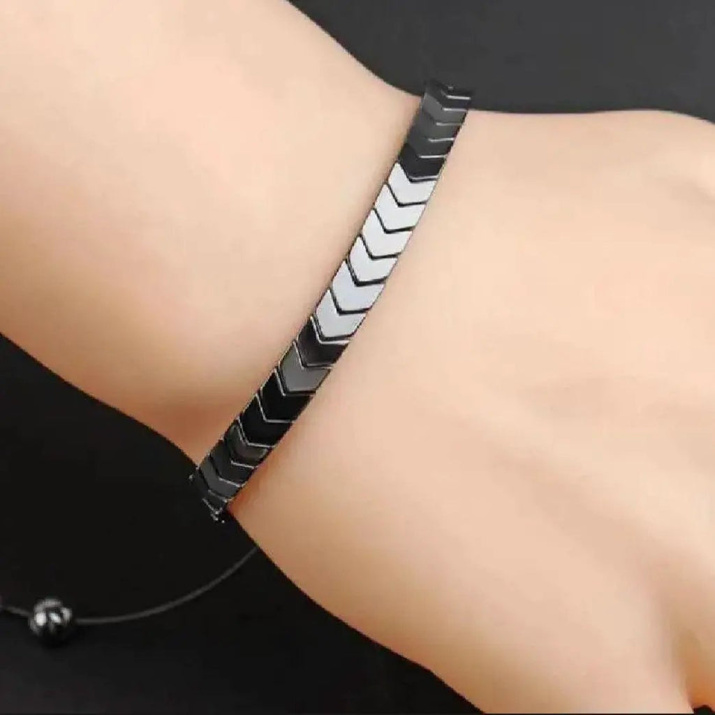 Arrow Steel Braclet - Castellan